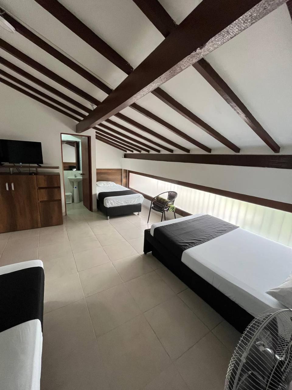 Hotel Otun Plaza Pereira Exteriör bild